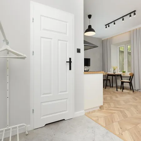 Twilight For 3 Guests Wola By Renters 公寓 *
